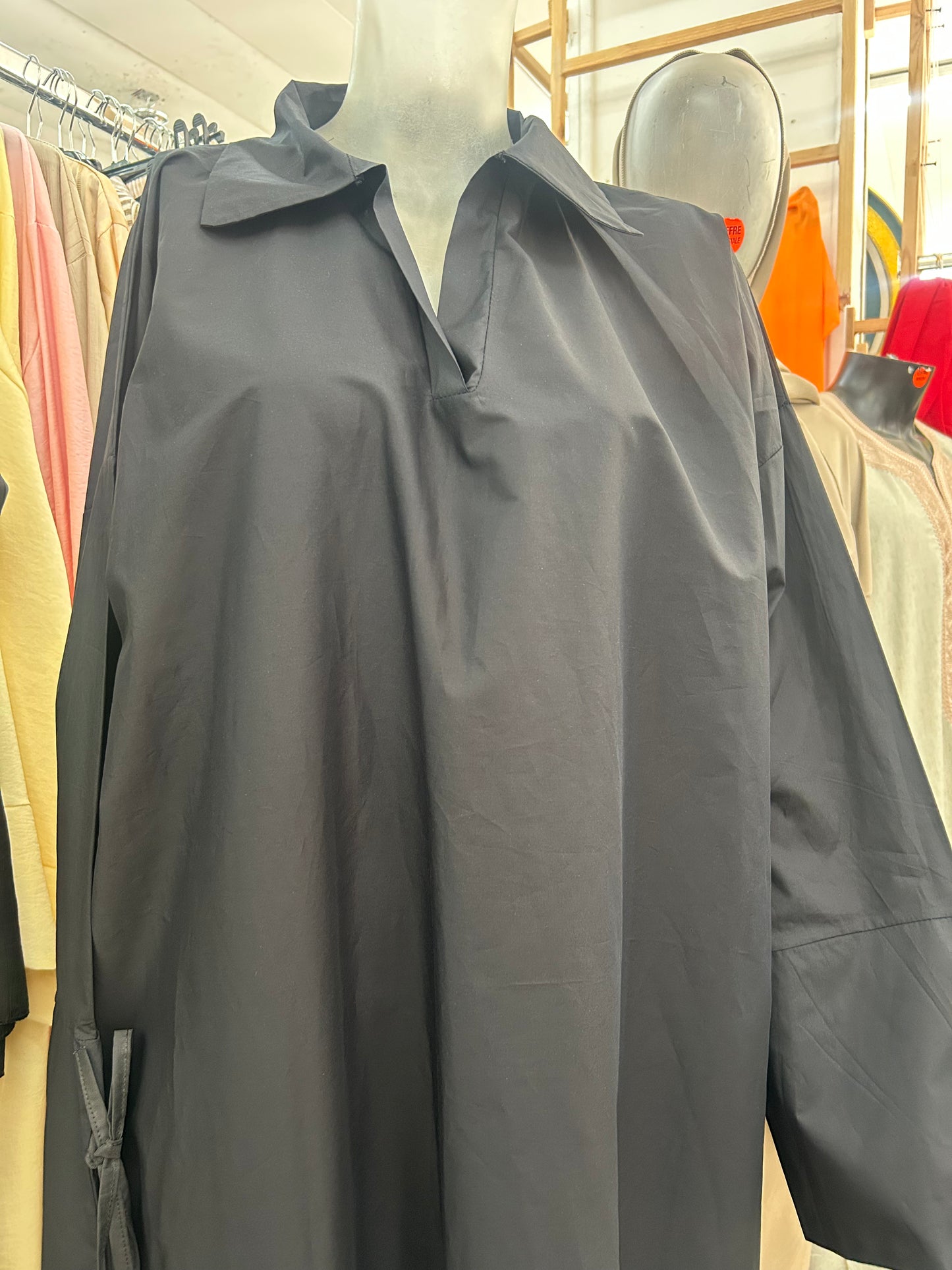 Robe longue effet chemise fluide à col ouvert